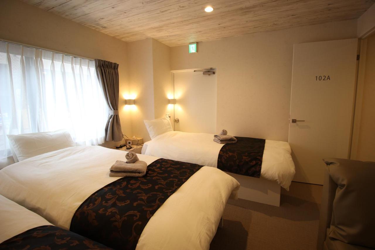 Appartamento Namba West Saika Osaka Esterno foto